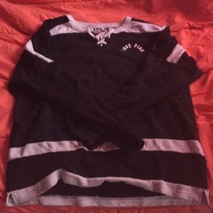 Hockey sweater
